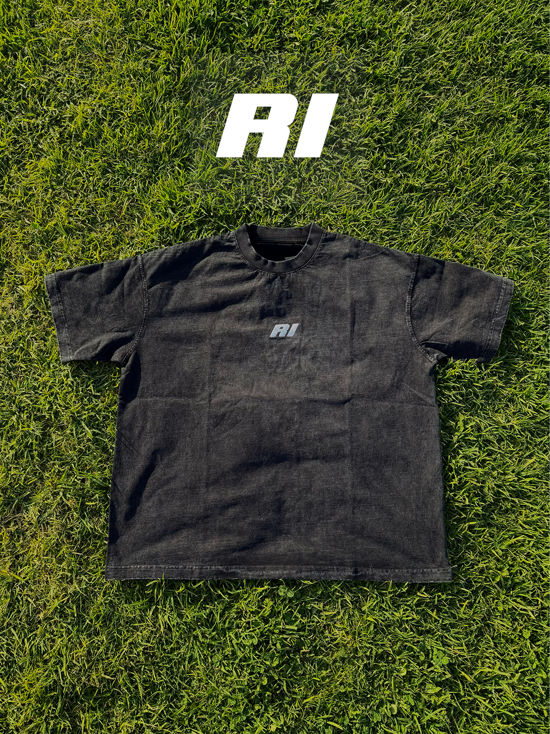 RI Oversized Washed Tee